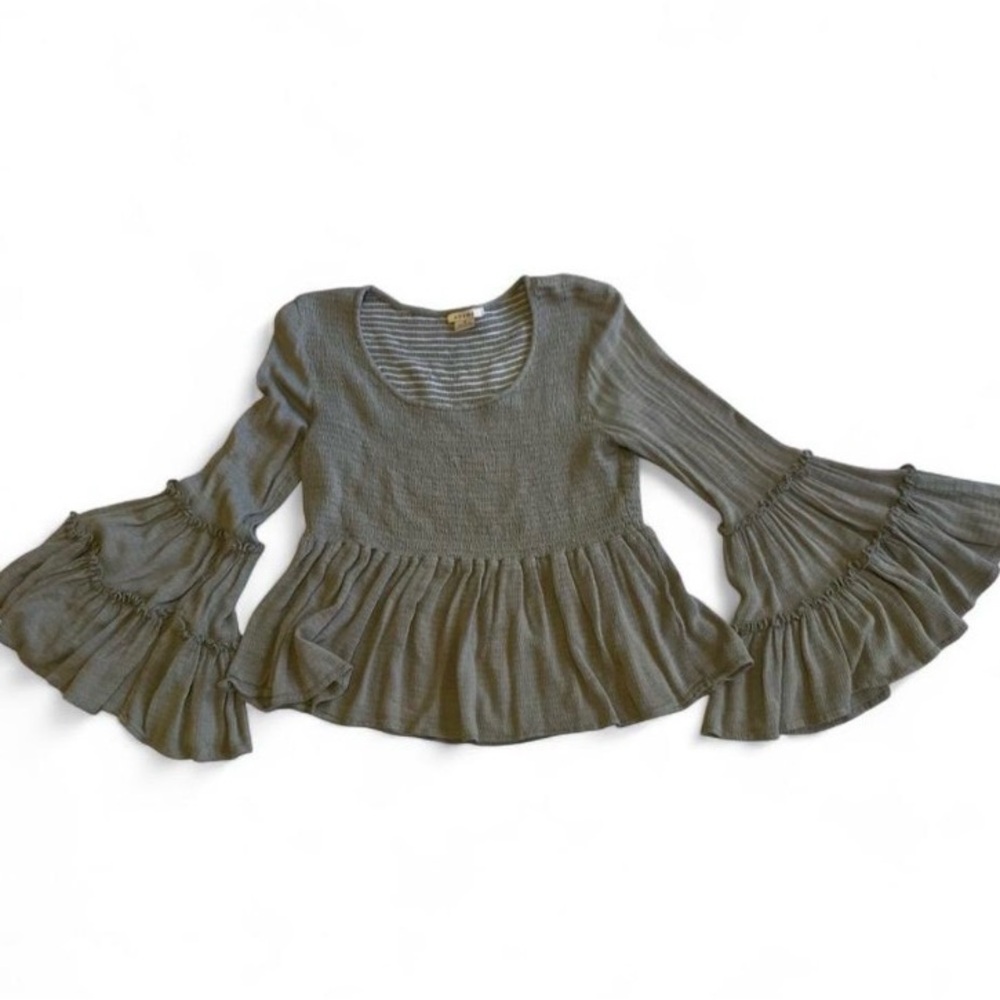 Anama Olive Green Bell Sleeve Crop Top Whimsical Indie Fairycore‎